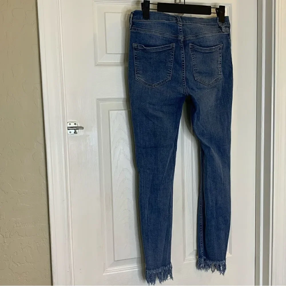 Free People great heights frayed skinny denim jeans Size 26